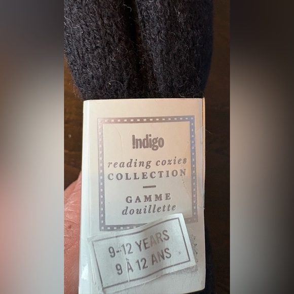 Indigo Cozy Black Reading Socks - Picture 2 of 3